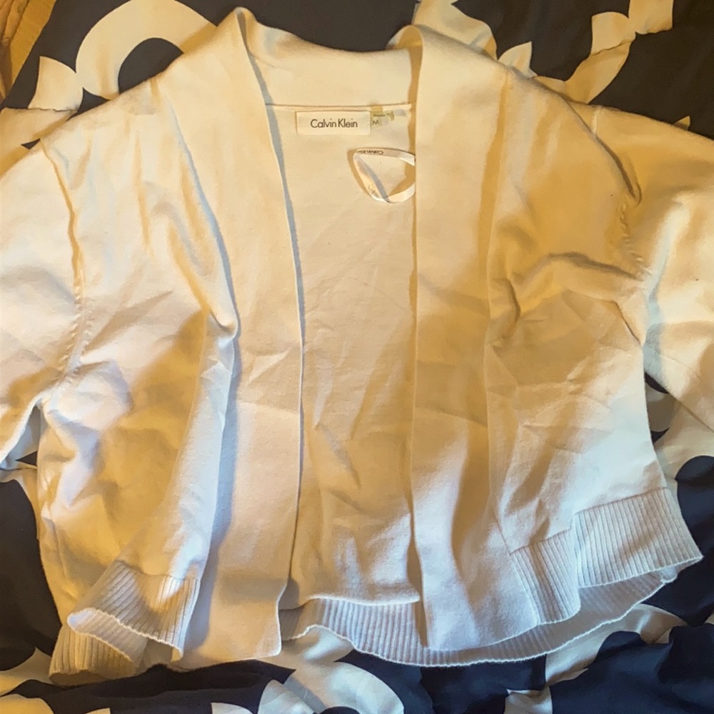Calvin Klein Women’s Medium White Cropped Cardigan
